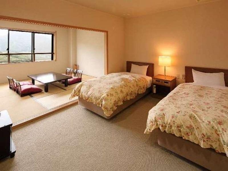 Sanazawa-No-Mori Hotel Numata  Buitenkant foto