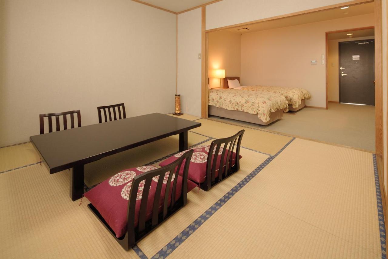 Sanazawa-No-Mori Hotel Numata  Kamer foto